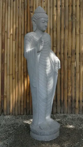 Artikelbild 2 des Artikels “Stehender Buddha - Abhaya Mudra aus Flussstein, ca. 150 cm hoch “